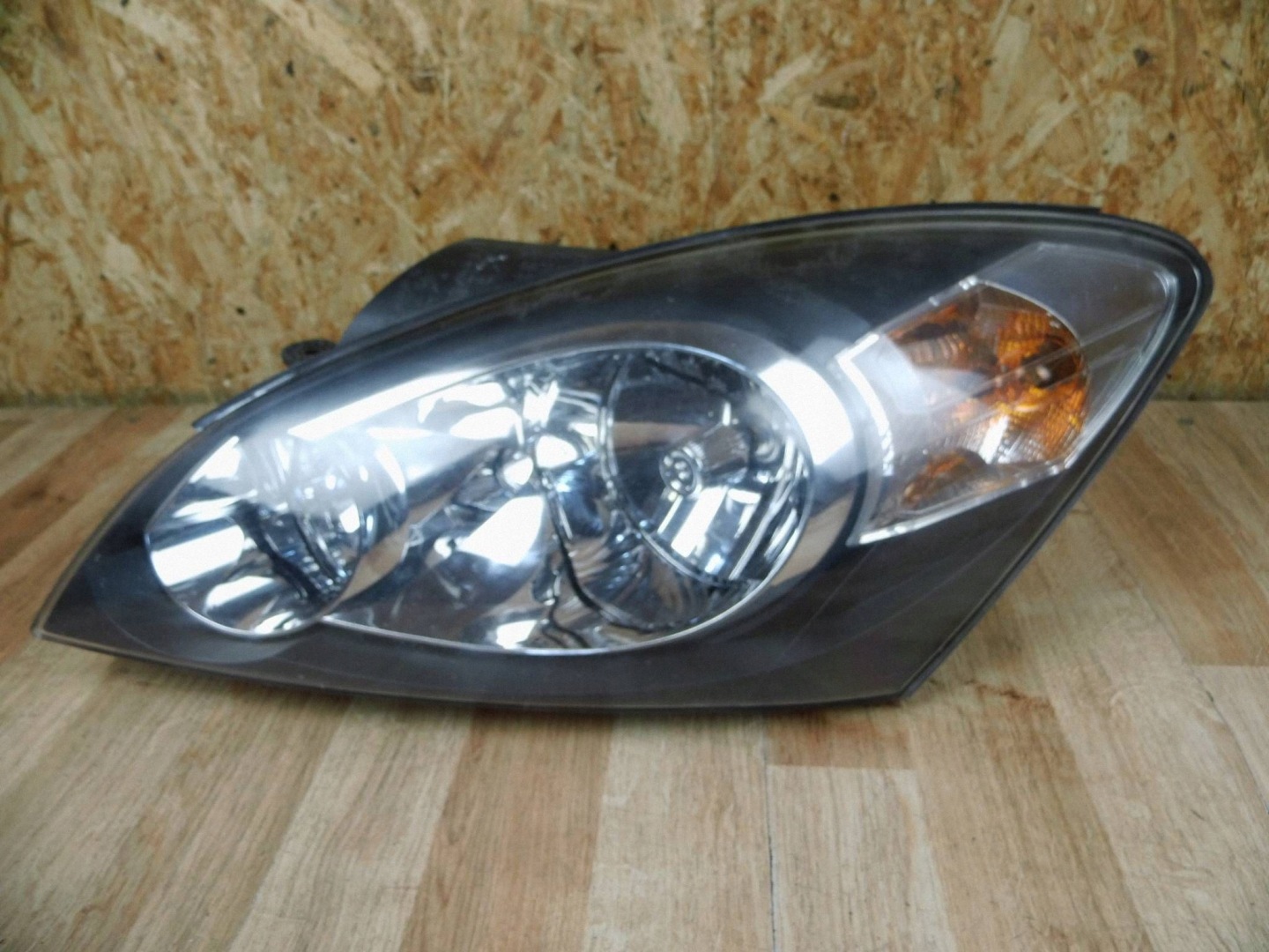 Kia Ceed and 2008-2012 light left front front left 921011H500
