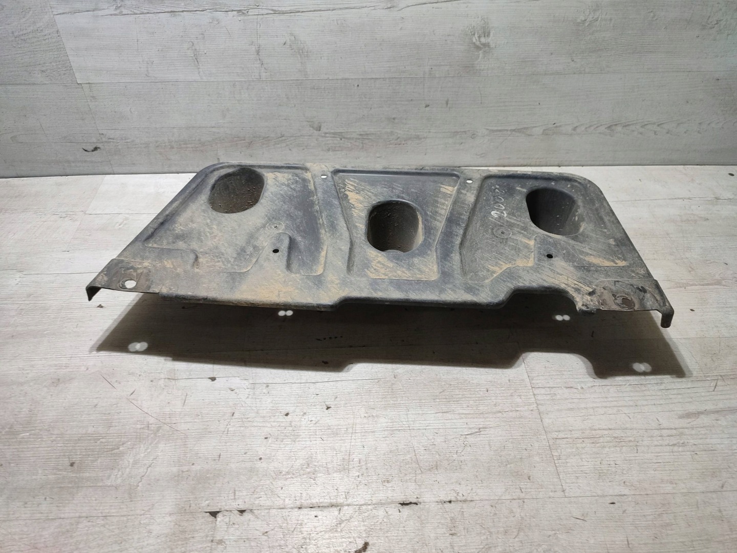 Peugeot 2008 II 2020 cover rear chassis