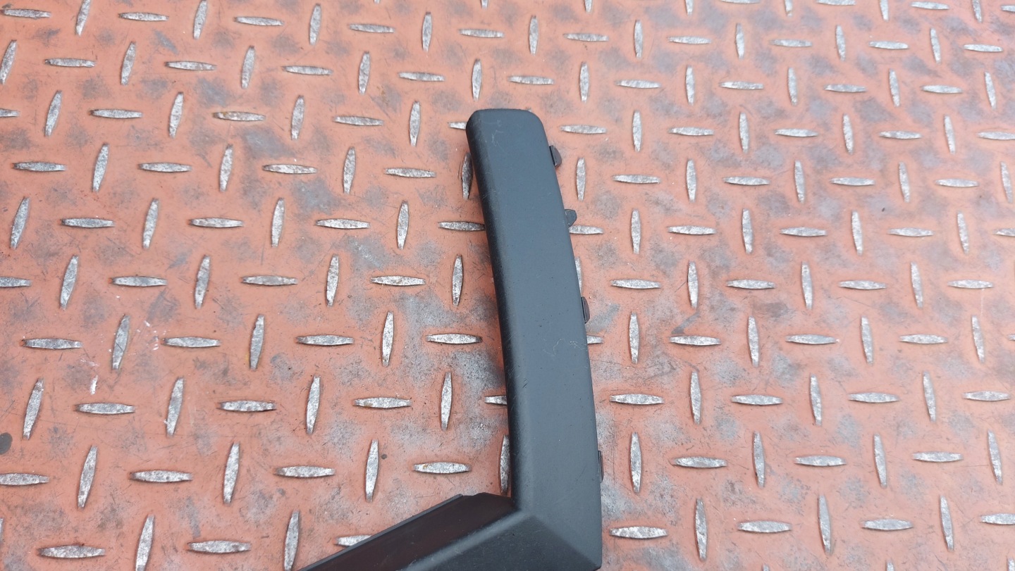 moulding grid of a bumper right right front SKODA OCTAVIA IV 20