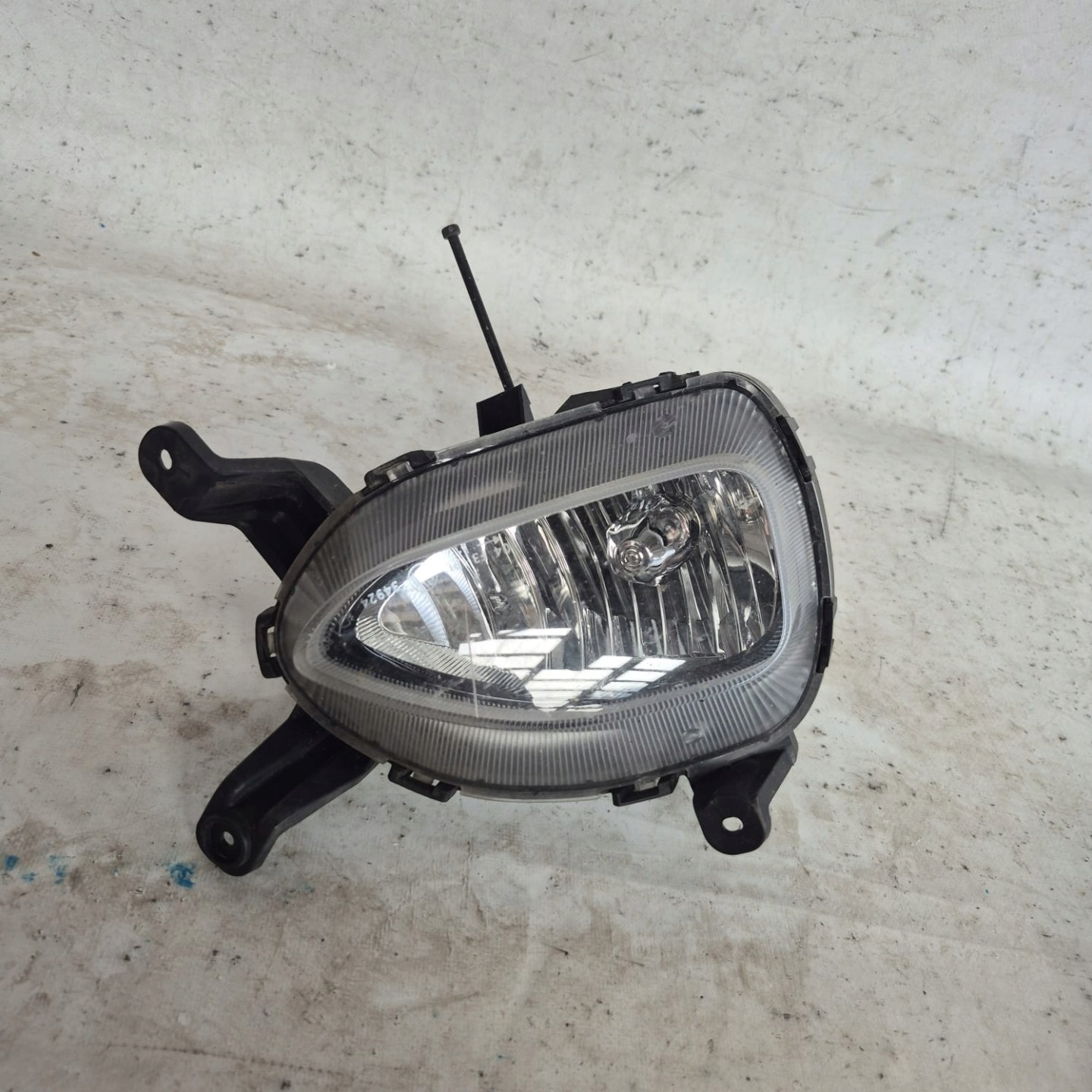HYUNDAI I20 II LIFT 18- fog light right front front 92201-C8800
