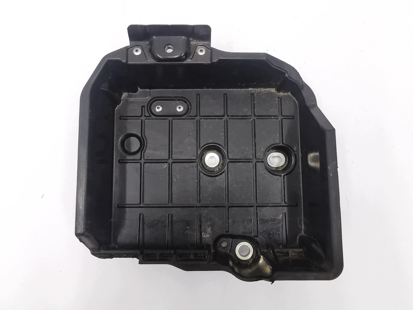 držač akumulatora TOYOTA COROLLA E21 / 74404-12610