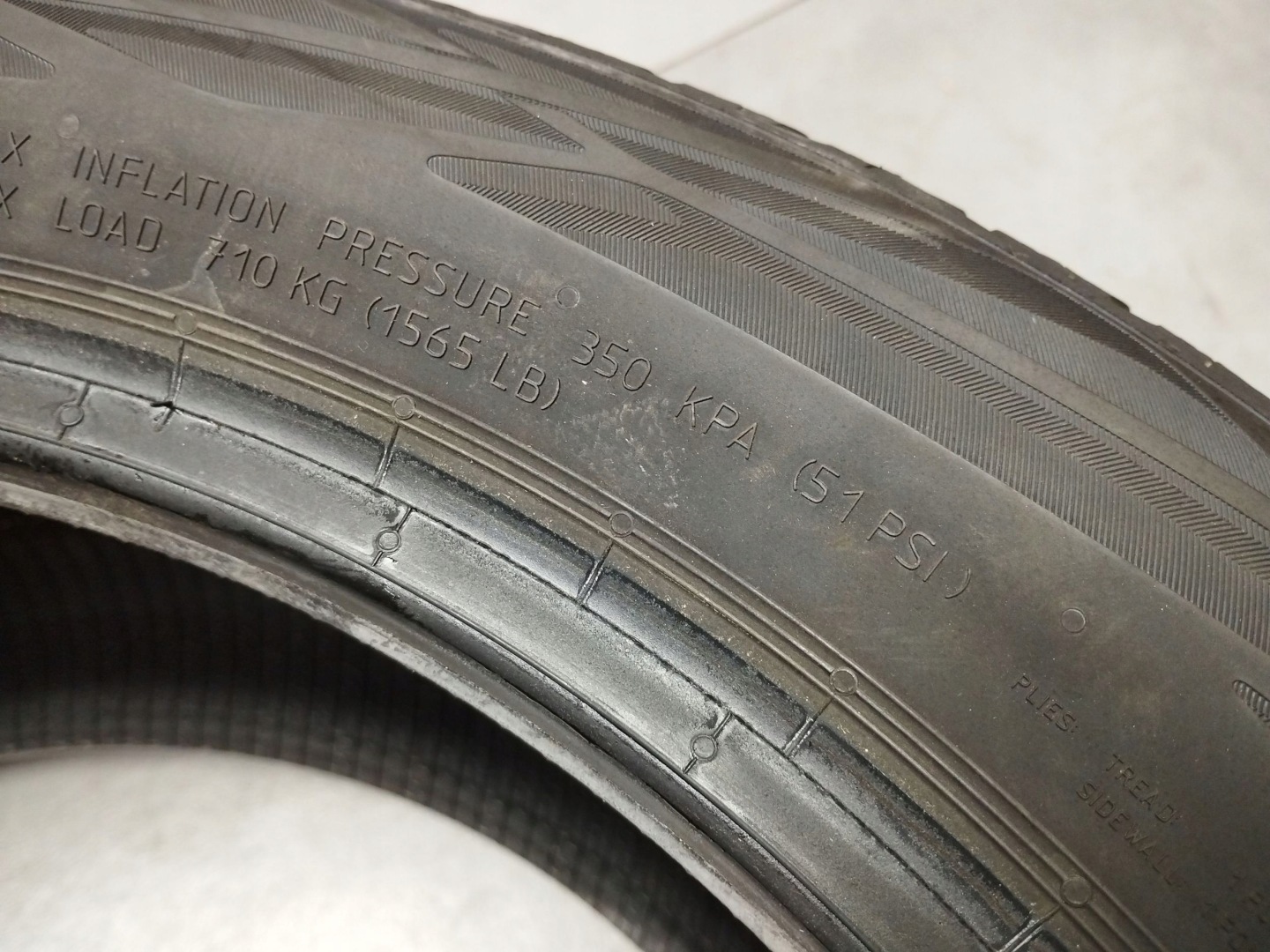 tyres Continental EcoContact 6 245/45r18 96W 2SZT