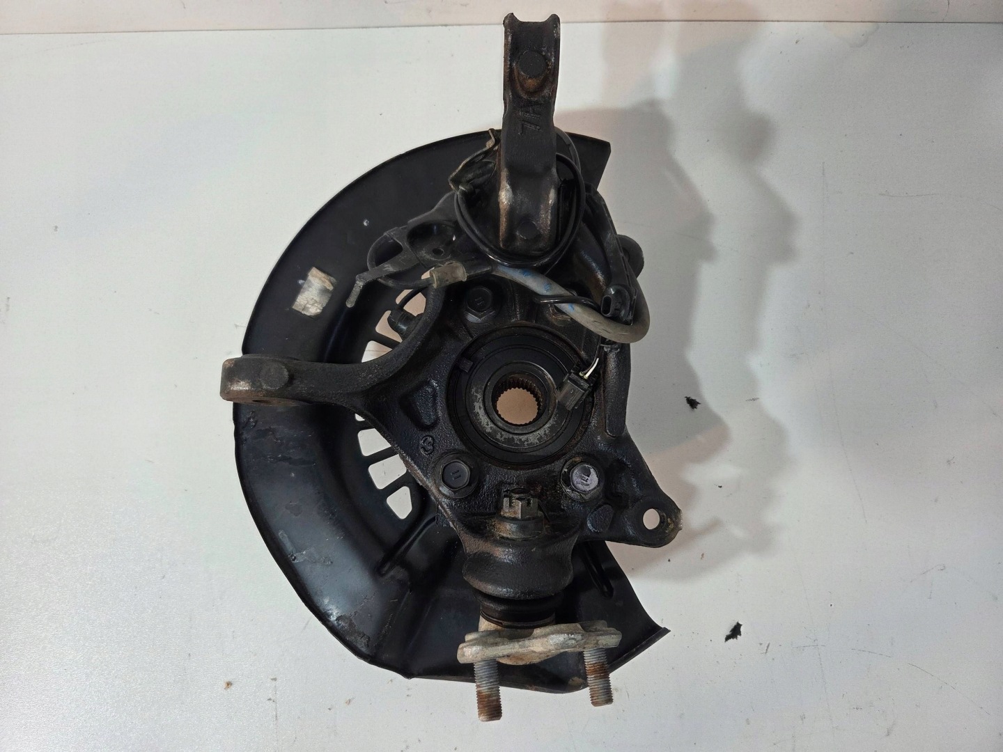 Toyota RAV 4 V (XA50) 2,5H swing front left 7A (Z732)