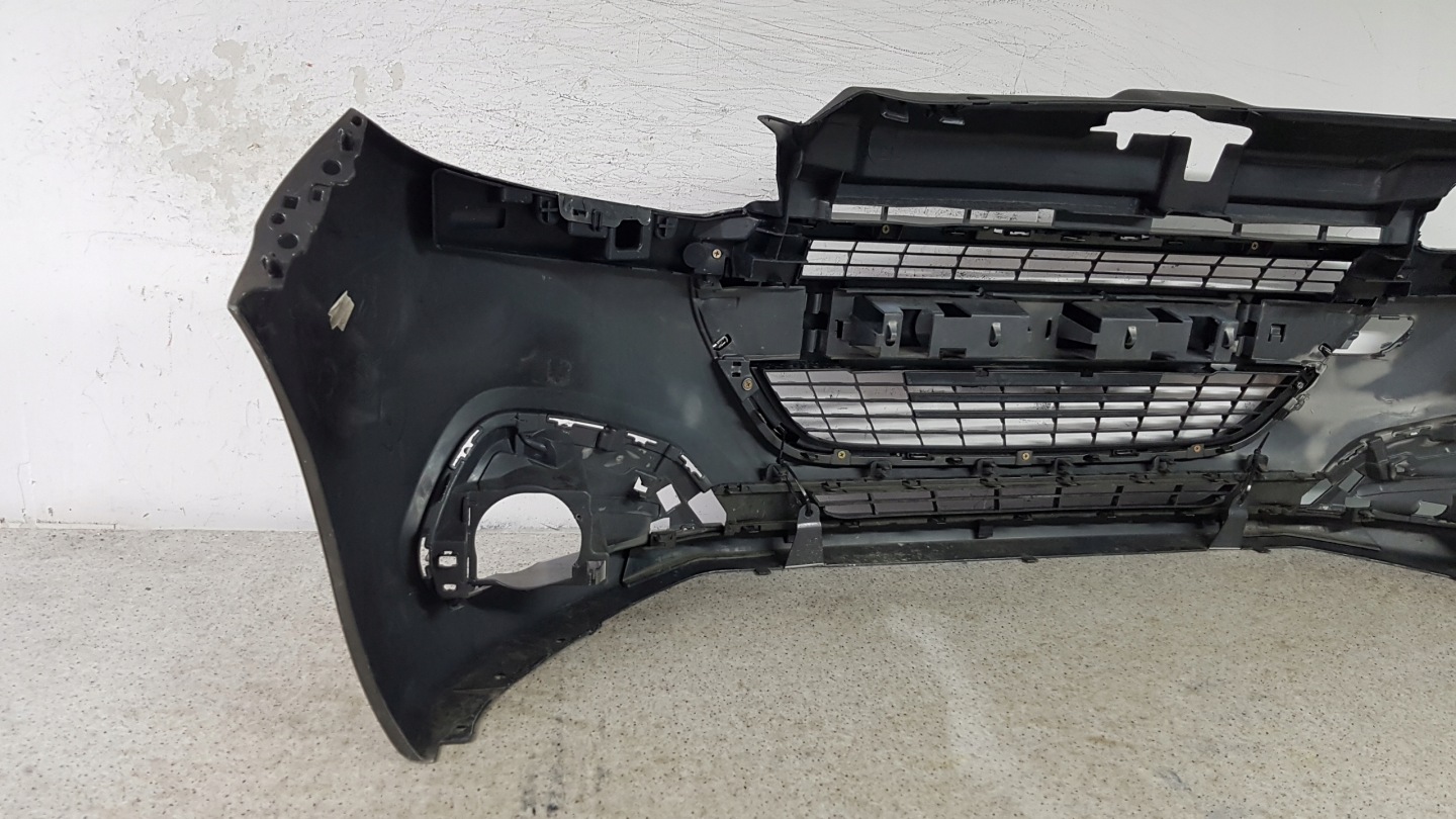 PEUGEOT 208 and LIFT 15 - bumper front 8110