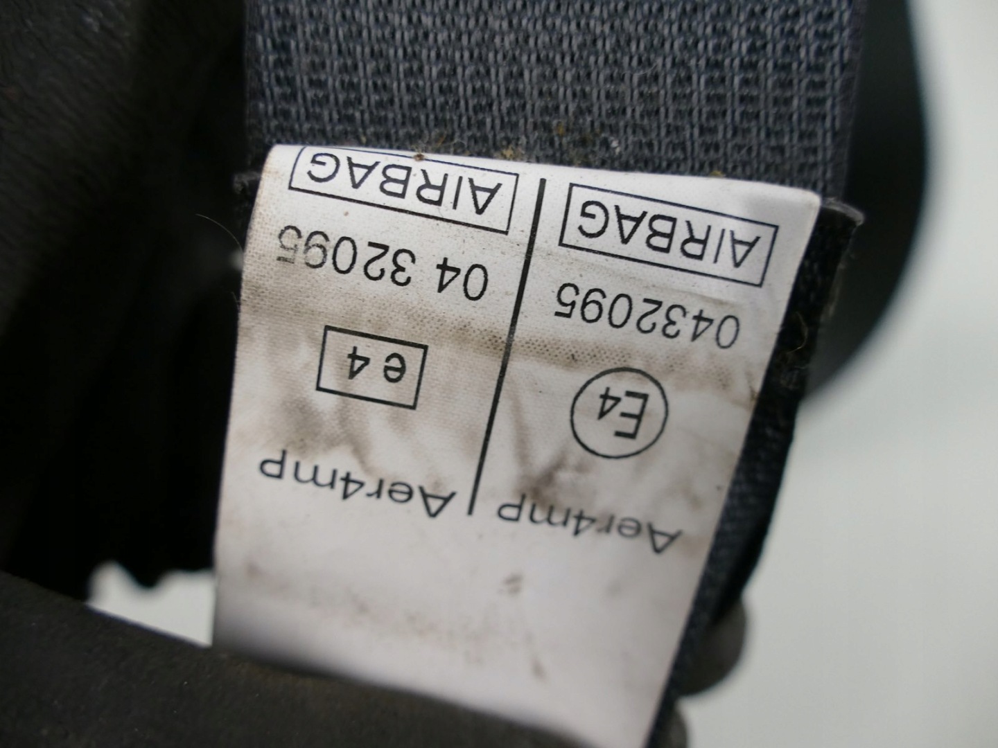 MITSUBISHI OUTLANDER and tension belt safety left front