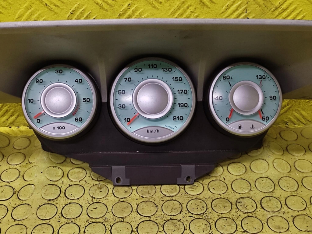 CITROEN C8 dials 1496274080