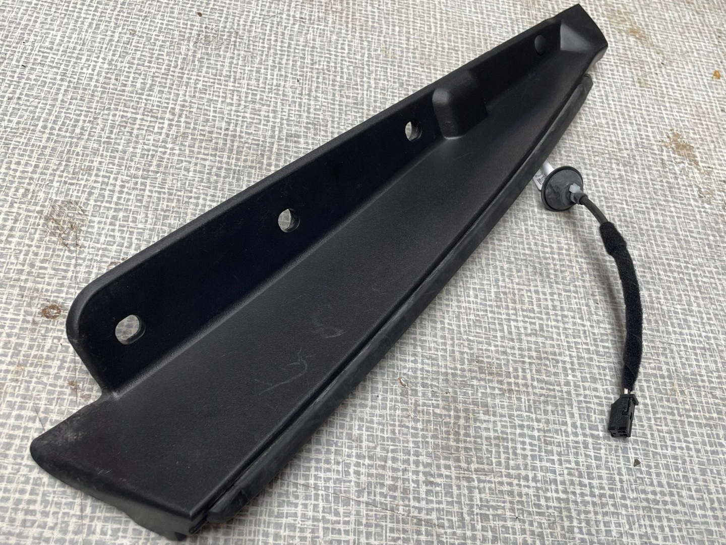 upholstery bonnet boot FORD KUGA III LJ6B-S406A76-AB @M