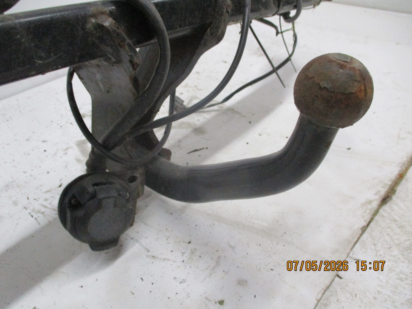 bumper support towing RENAULT SCENIC IV