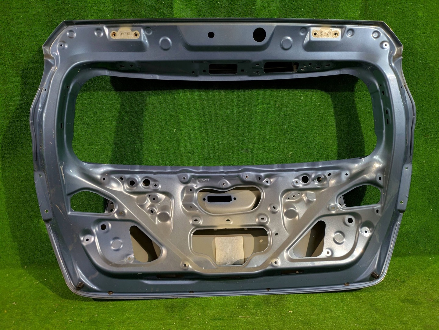 boot doors rear part boot TOYOTA AURIS II HB NR.60