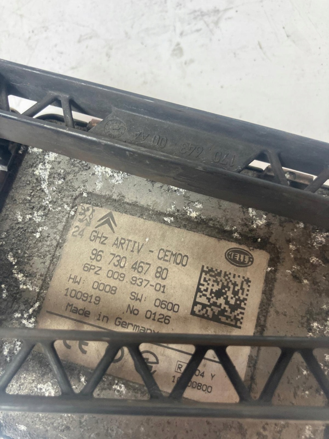 RADAR ZBLIZENIOWY DISTRONIC PEUGEOT 3008 e 9673046780