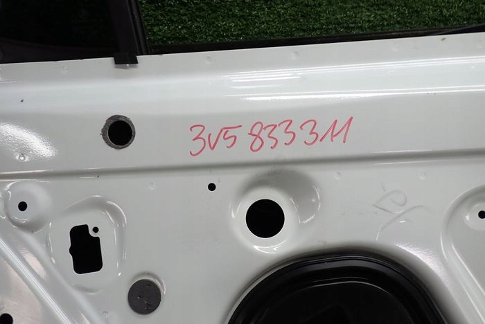 SKODA SUPERB III HB tür links hinten heck