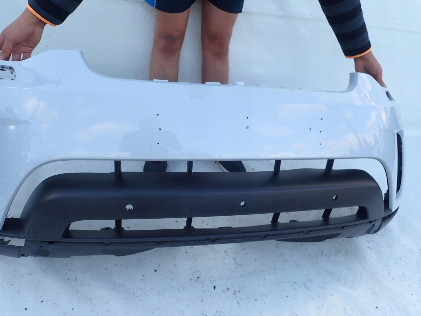 LAND ROVER DISCOVERY IV 4 17-> bumper front