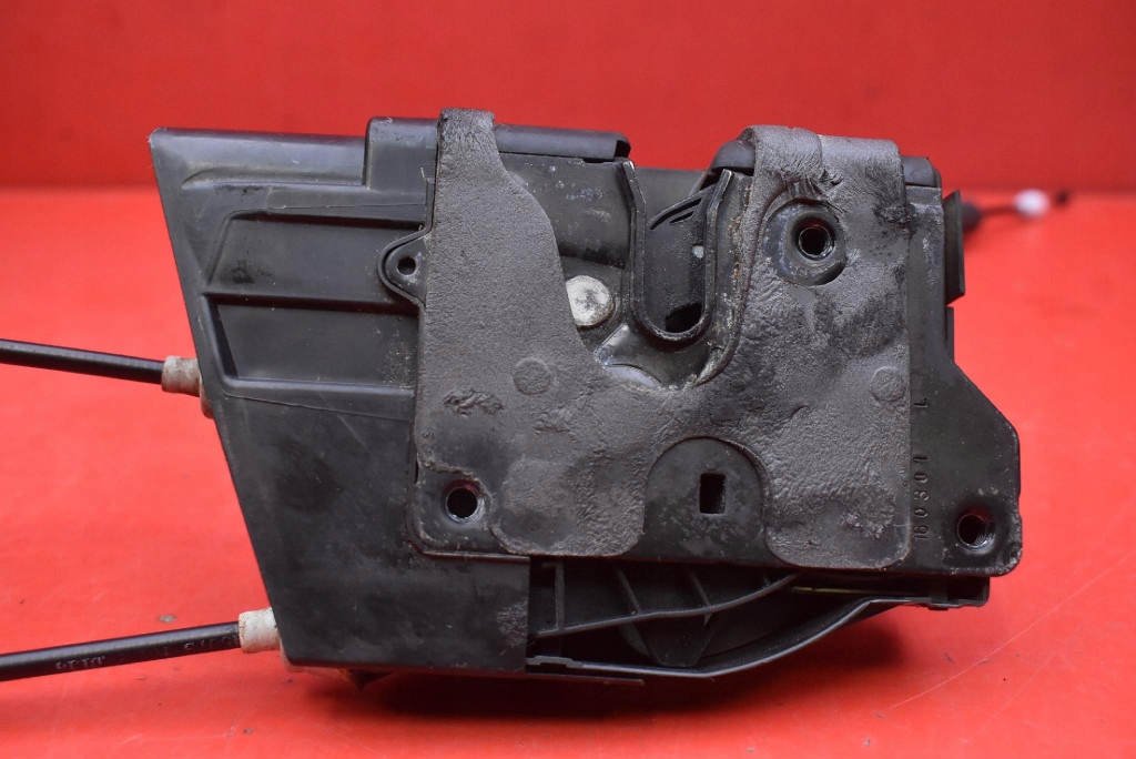 lock door left front front EU HK83-203A29-DB JAGUAR F-PACE X761 16-20