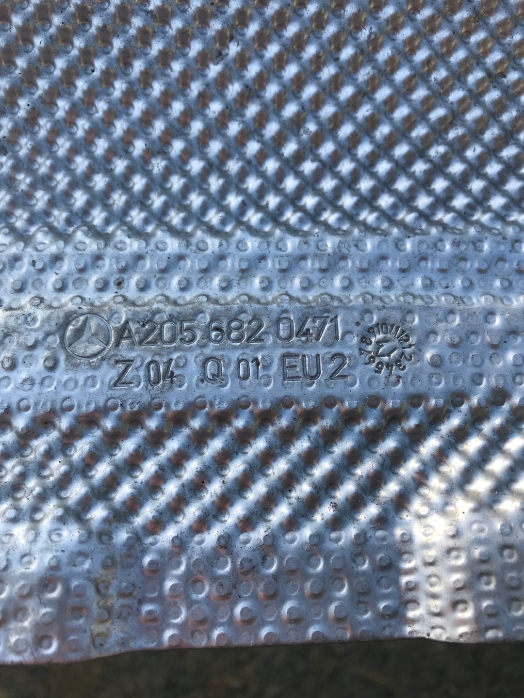 Blende Abdeckung TERMICZNA MERCEDES W238 A2056820471