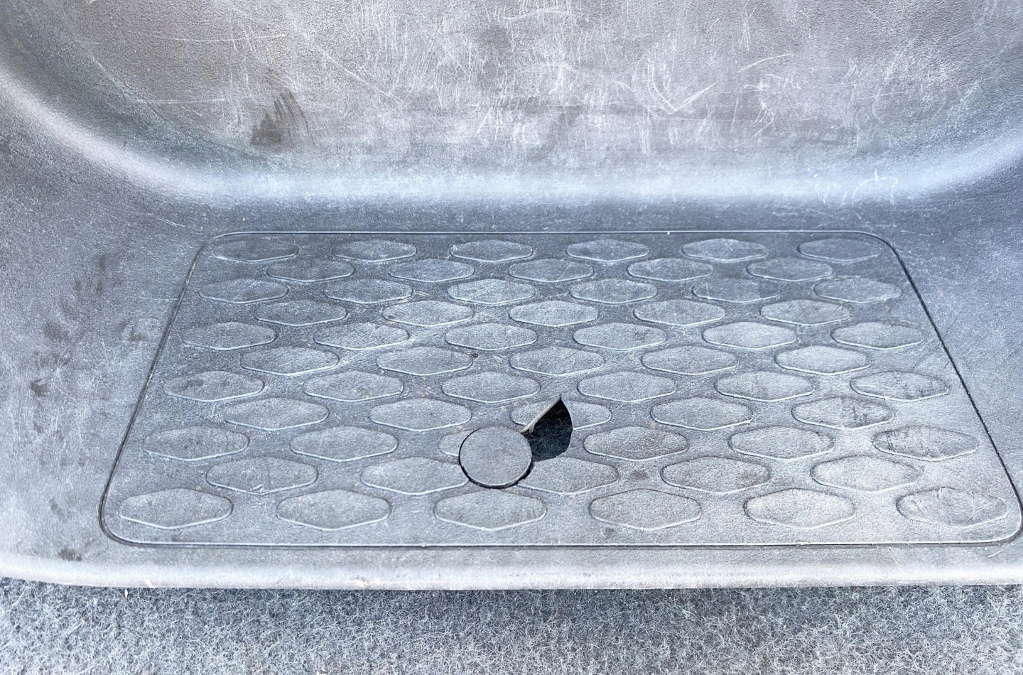 IVECO DAILY 14- STOPIEN cap of the threshold threshold right 5801869288