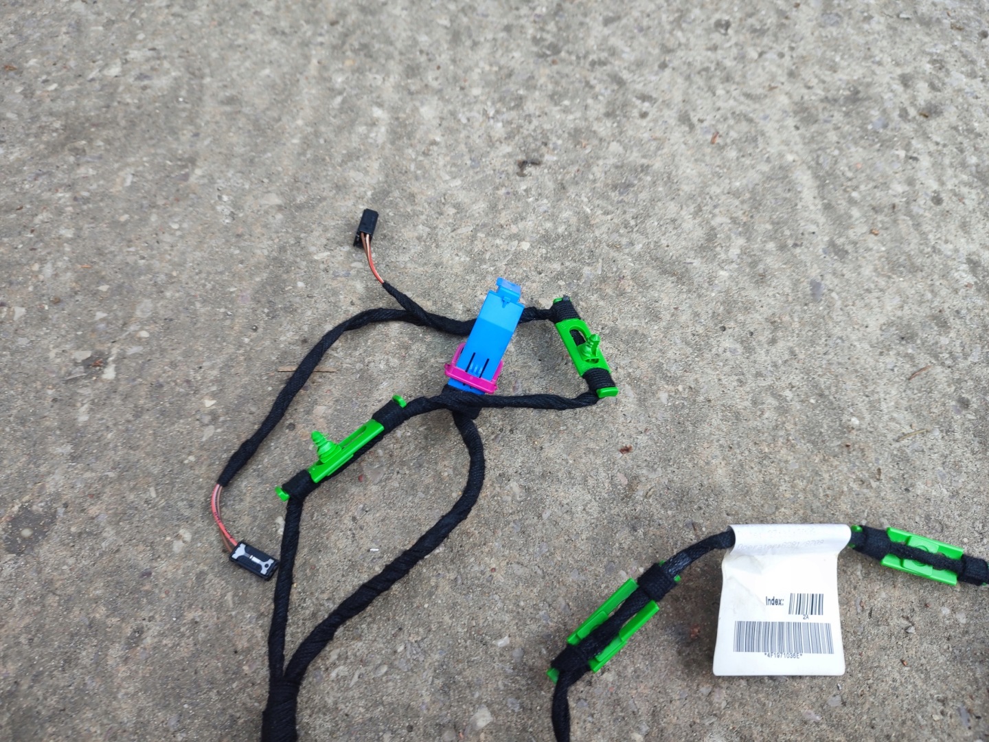 bundle BOCZKA right front AUDI A6 C6 EU 4F1971036E