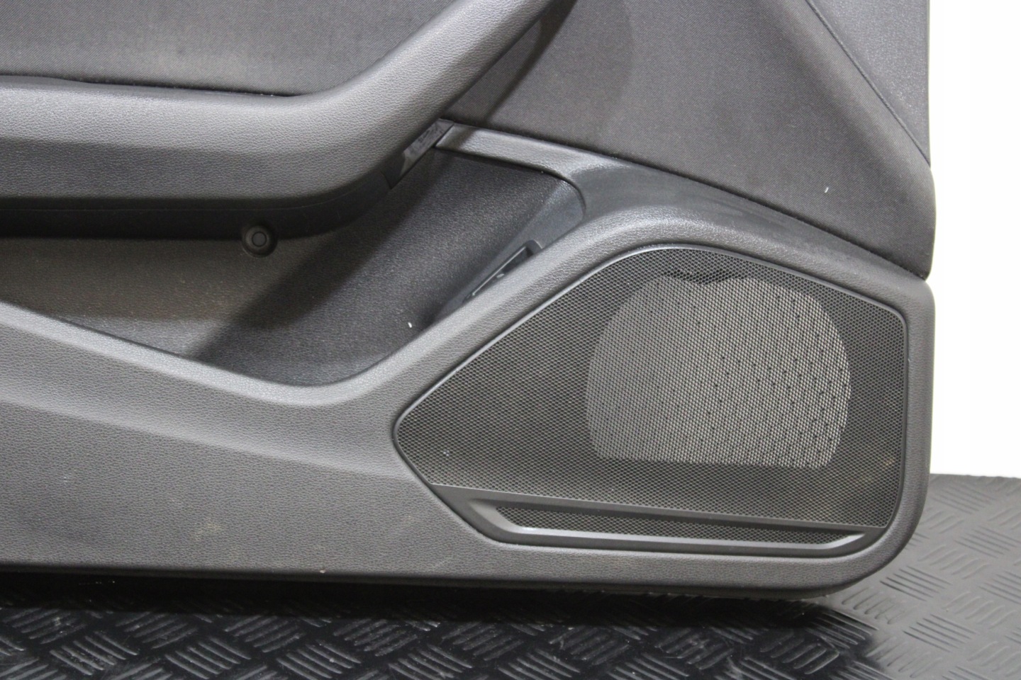 upholstery side door left front AUDI A4 B9 8W0 8W9