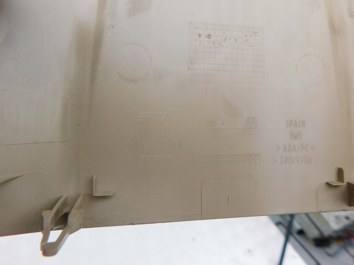 Audi Q5 80A cover spoiler covering mirrors srodkowego reverse