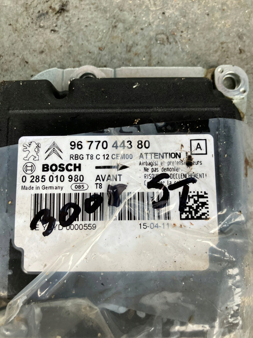 SENSOR airbag 3008 HYBRYDA 9677044380