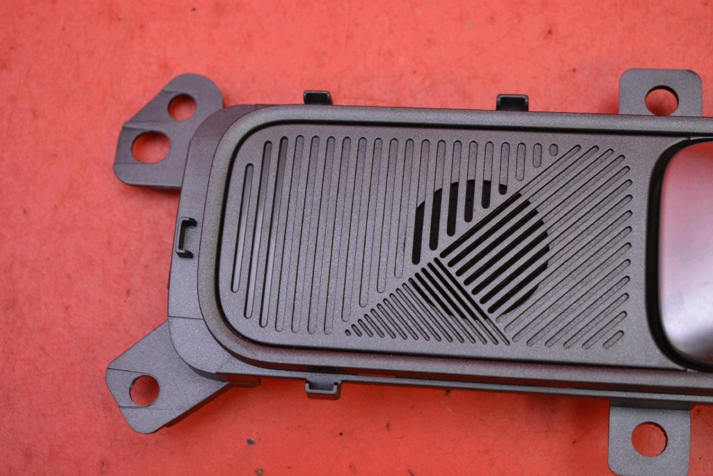 handle inner right rear part SREBRNA 403009109AA JAECOO J7 23