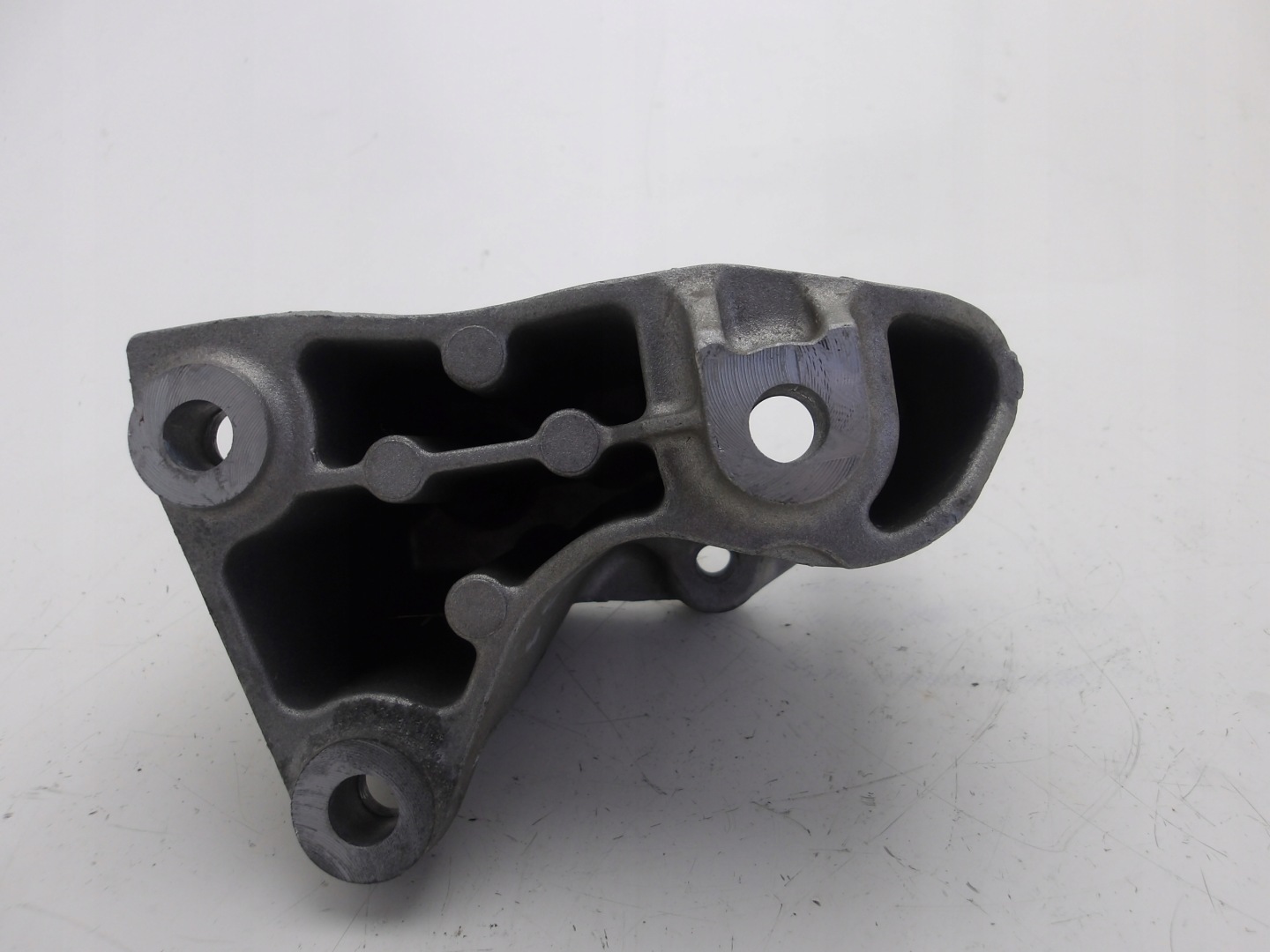 SX4 S-CROSS LIFT 16- 1.4T support gearboxes OE