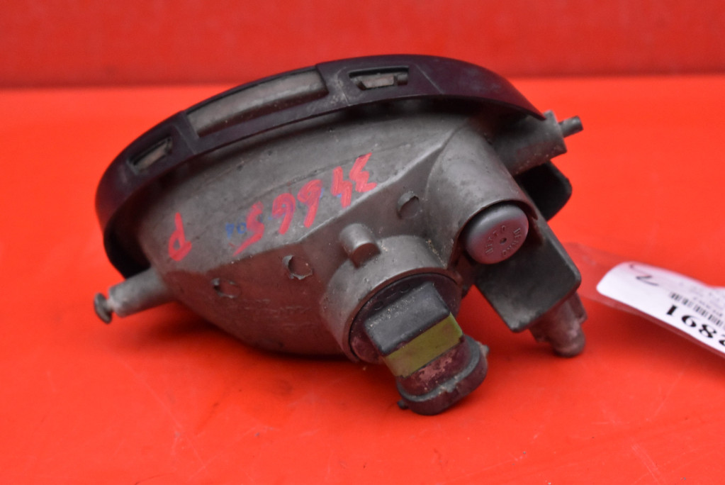 fog light right front front MAZDA 3 1 and BK 03-06