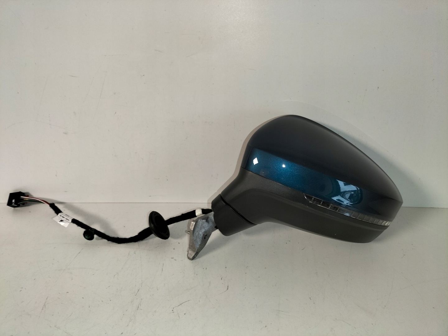 mirror left electrics VW TIGUAN II 16