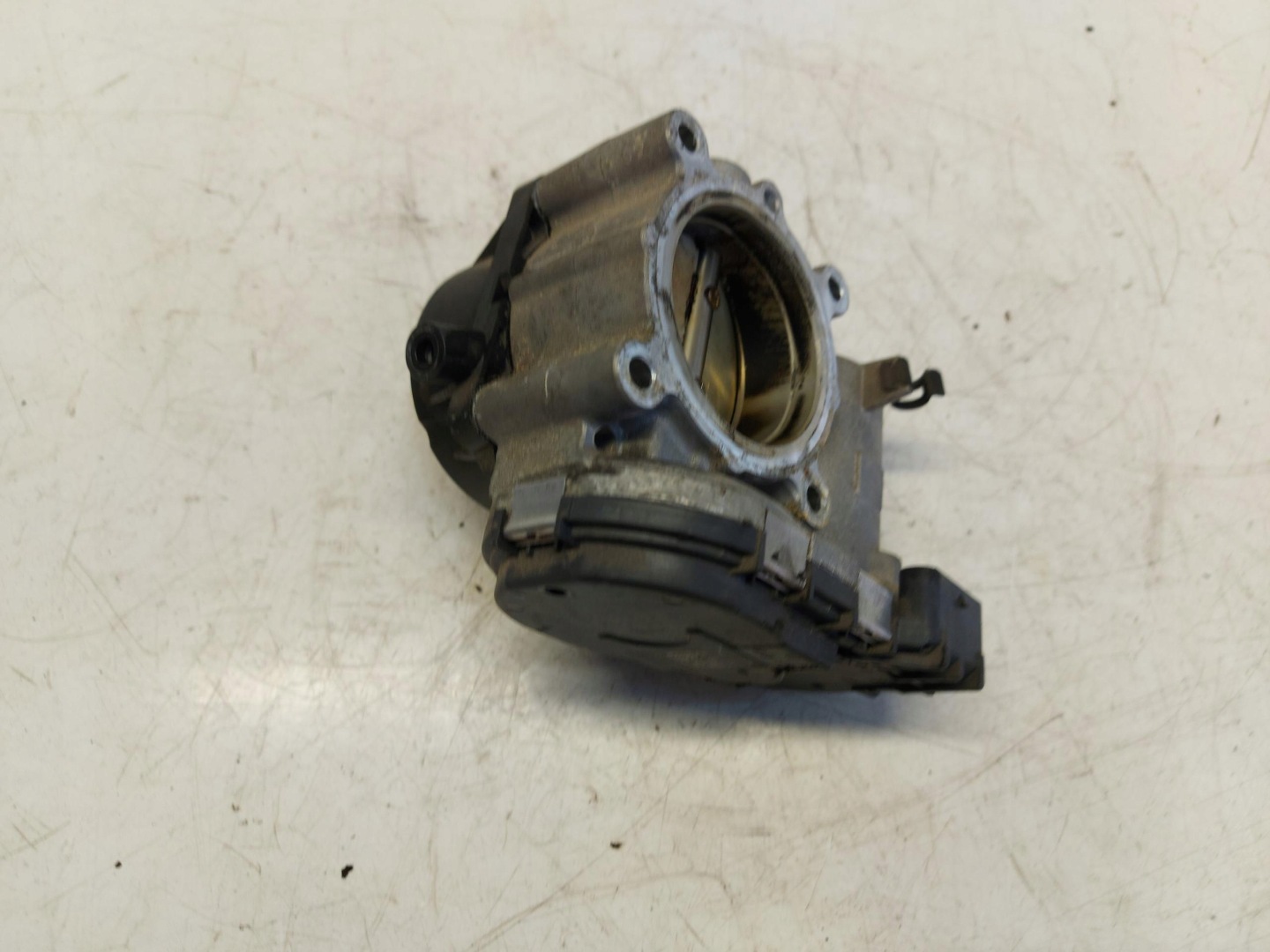 MERCEDES W205 C300e Valvola a farfalla A2701410025