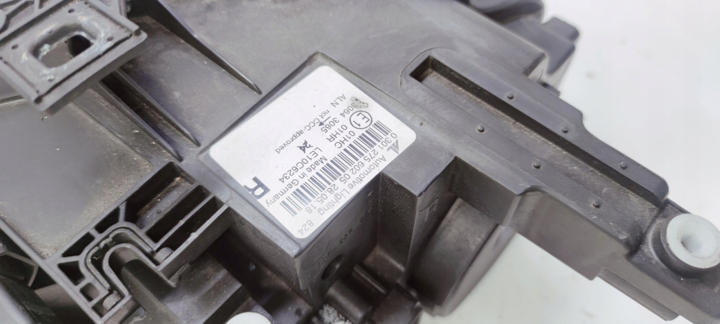 REFLEKTOR right AUDI A4 B8 LIFT UK 8K0941004M BDB