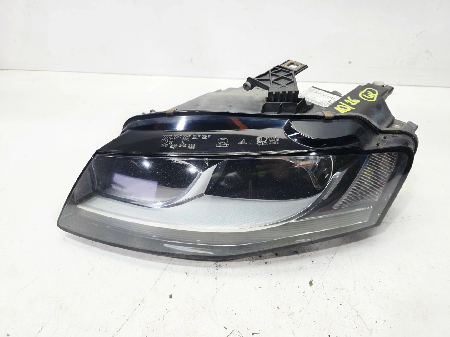 REFLEKTOR light left front AUDI A4 B8 8K0941003A UK 10/26