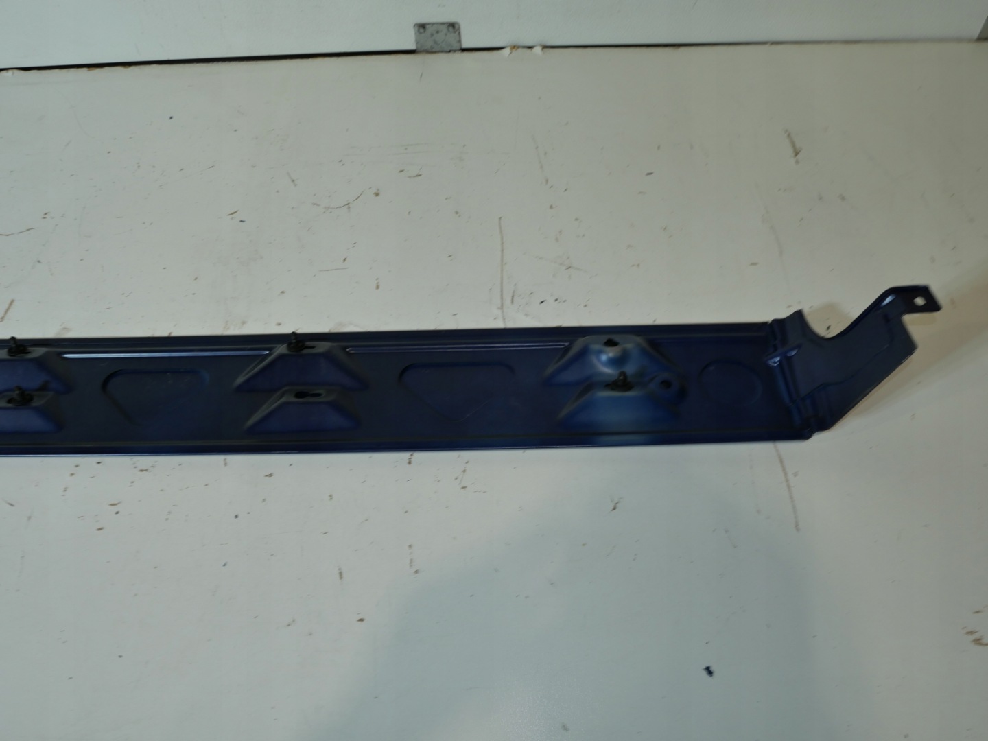 moulding cover SZYNY left VW T5 7H1843795A
