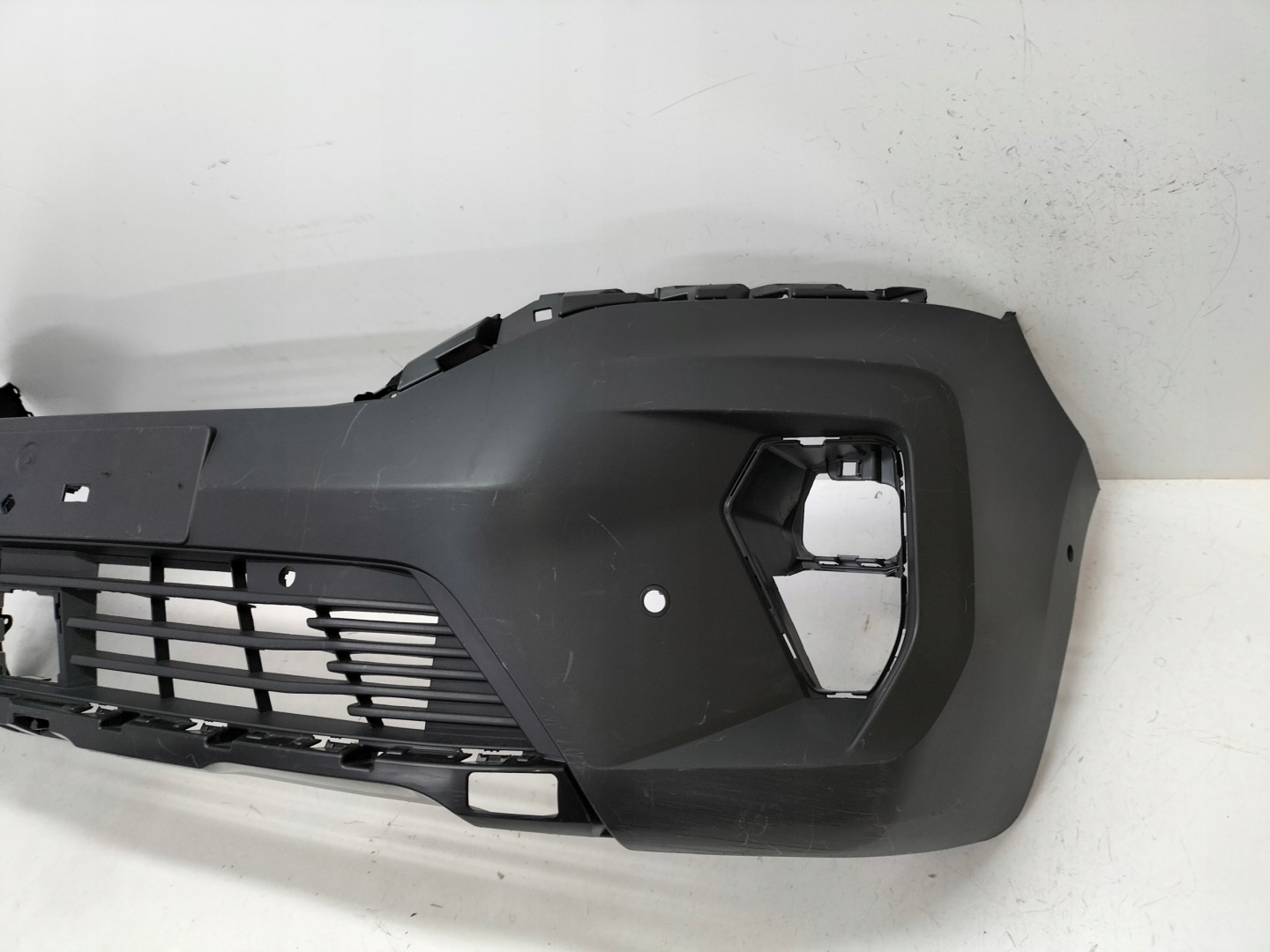 front bumper front NISSAN TOWNSTAR 22