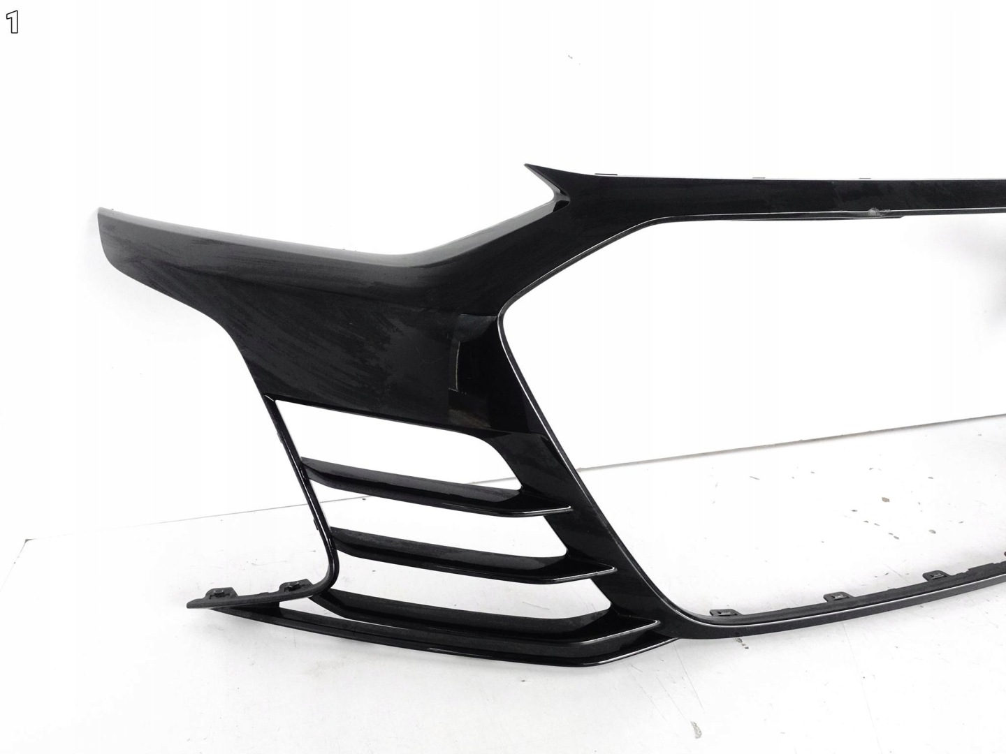 AUDI E-TRON GT RS 4J3 20-24 grille moulding cap grill for bumper front