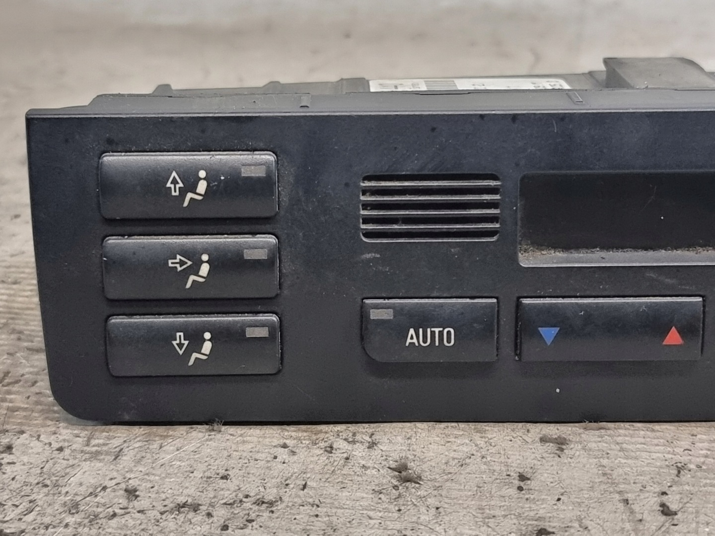 PANEL klími klimatizaci OE 6902440 BMW E46 00r