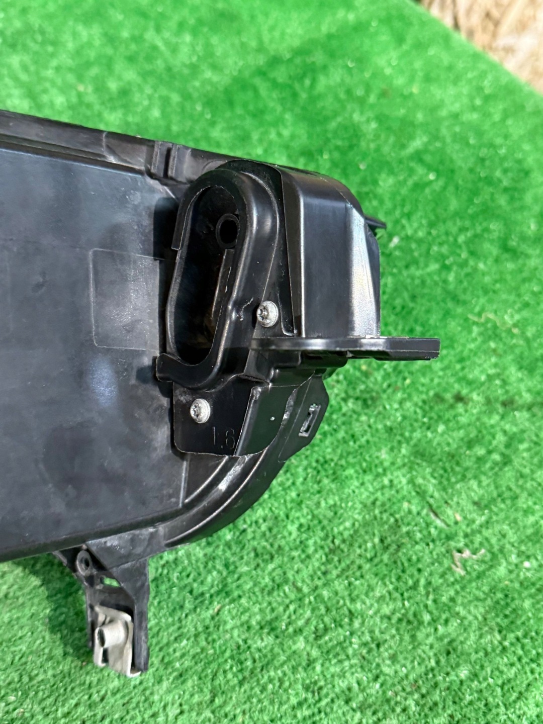 REFLEKTOR left SEAT TARRACO FULL LED 5FJ941007J- NR:689