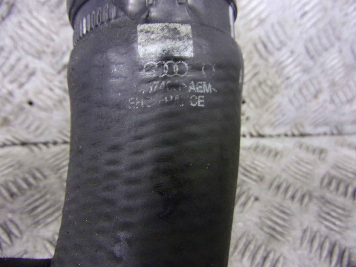 rohr Schlauch intercooler turbo AUDI A4 B6 2.5 TDI