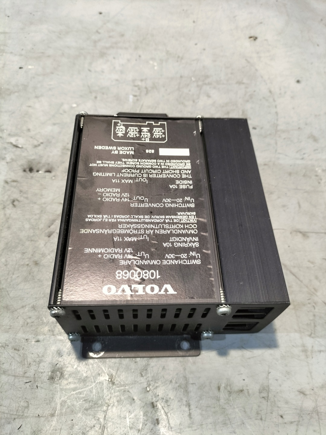 control unit PRADU VOLVO 1080068