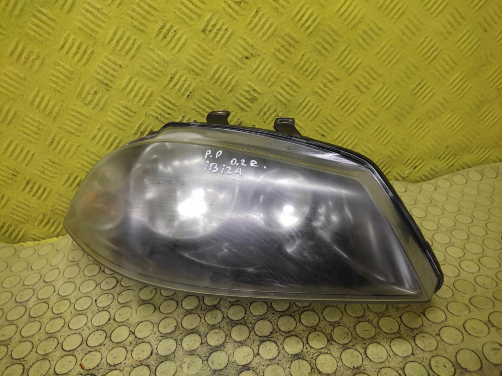 SEAT IBIZA III REFLEKTOR light right front