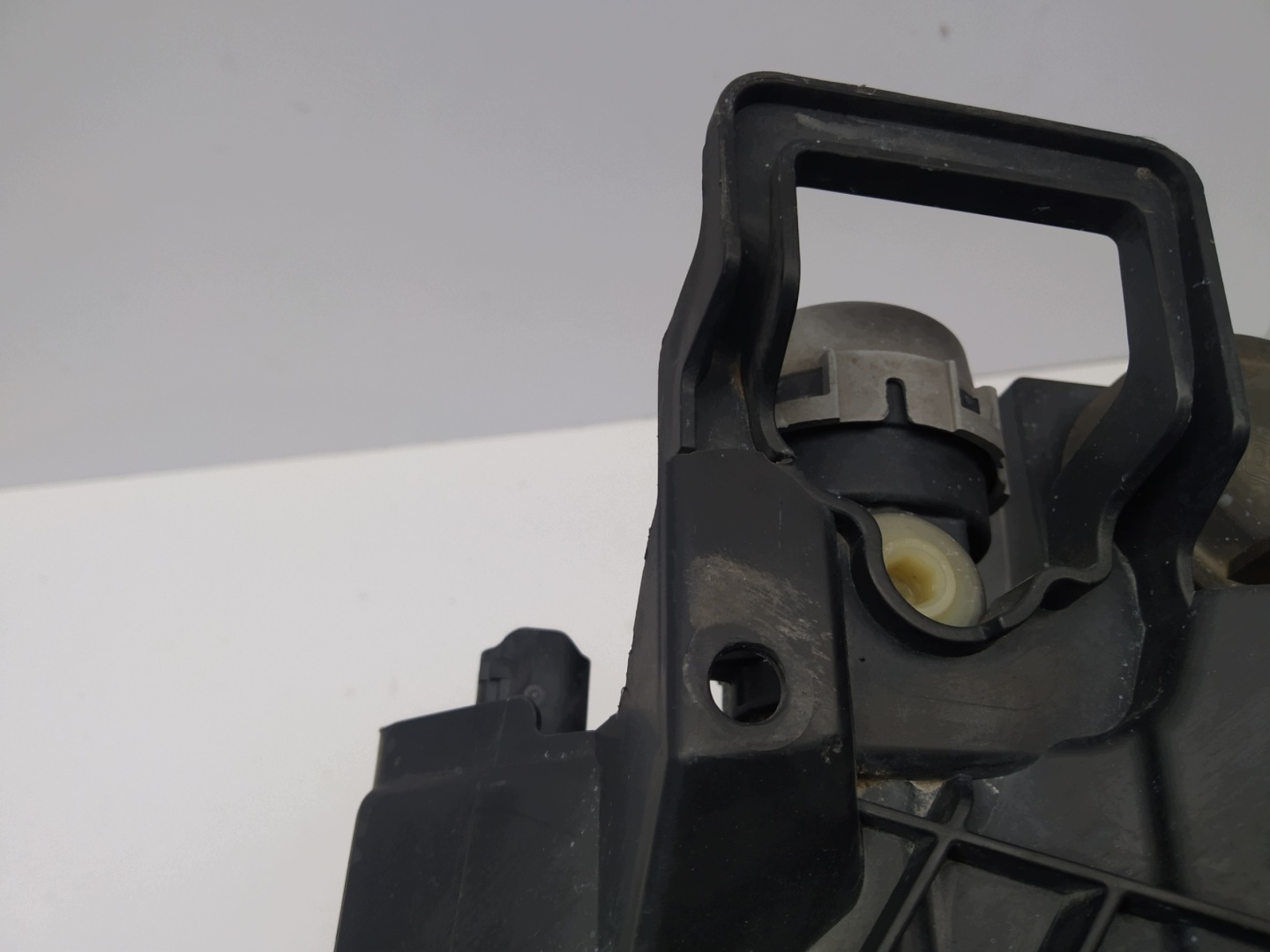2010r + Peugeot 508 and reflektor light front left Xenon positioning + LED