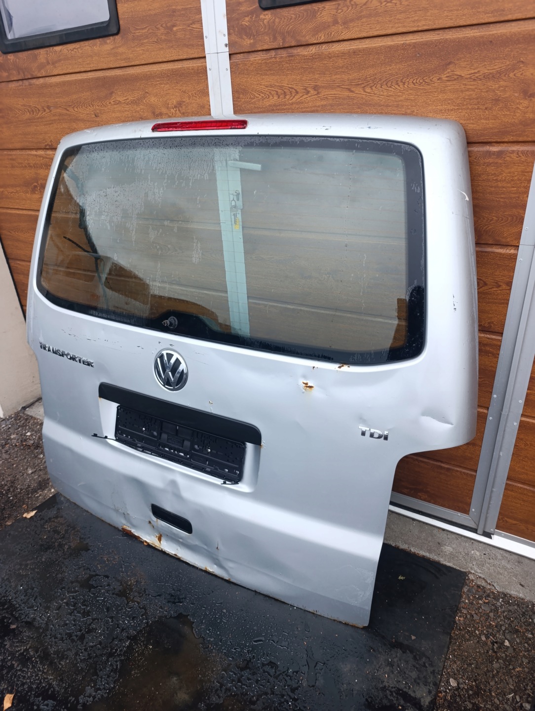 VW T5 T5 LIFT trunk door boot rear part SREBRNA complete