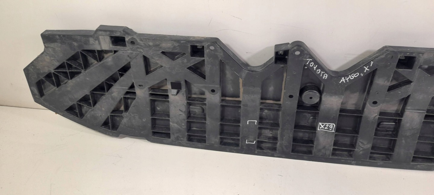Toyota Aygo X cover below engine 526180H050 (X29)