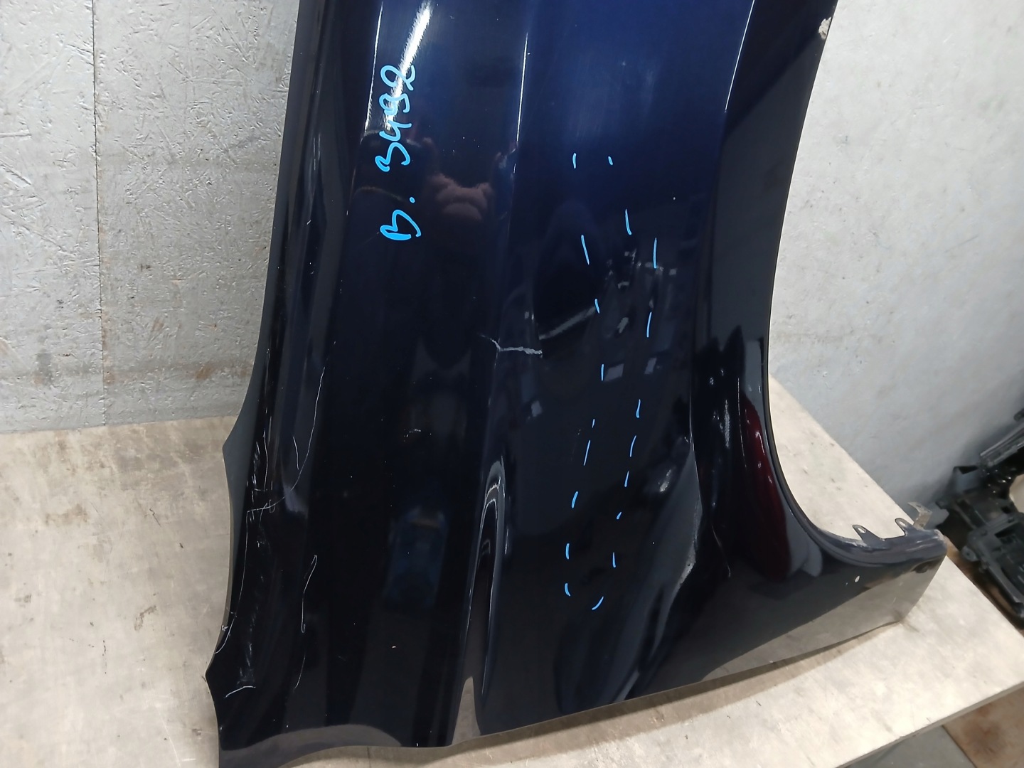 fender front right MITSUBISHI OUTLANDER III 3 LIFT 15