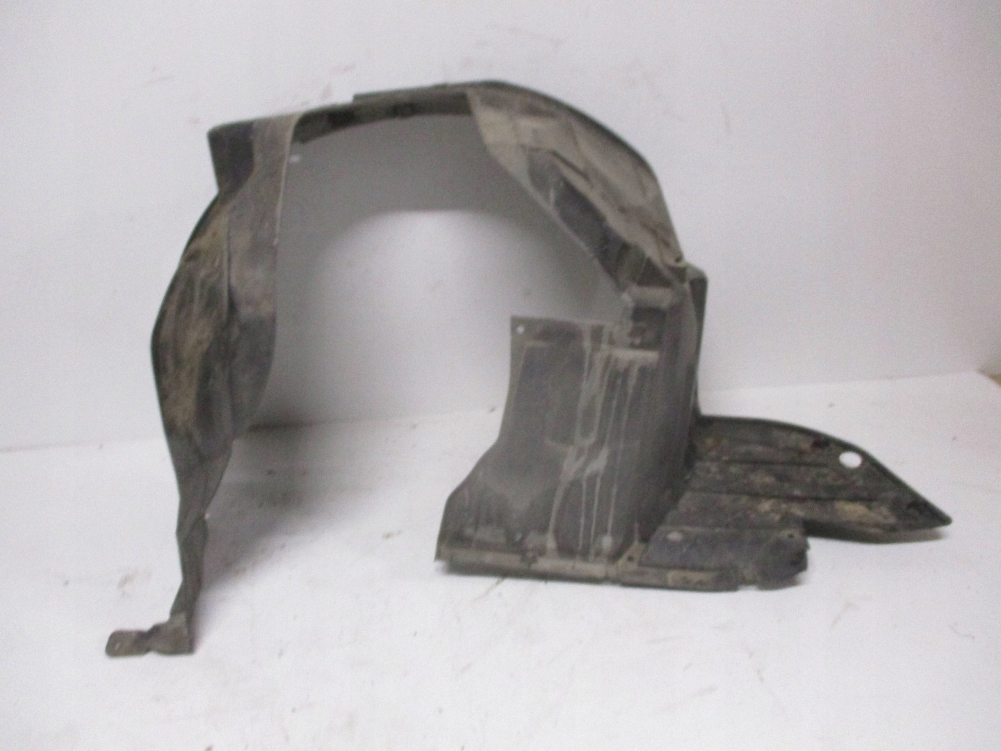 mudguard front left SUZUKI VITARA III 16R 72322-54P0
