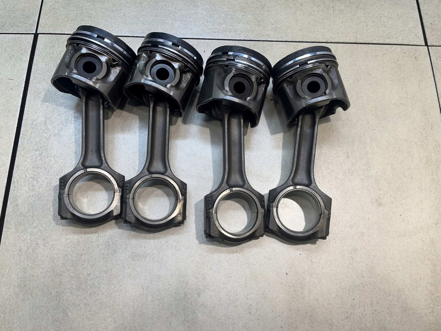 piston connecting rod FIAT ULYSSE II 2.2 JTD 85L105+