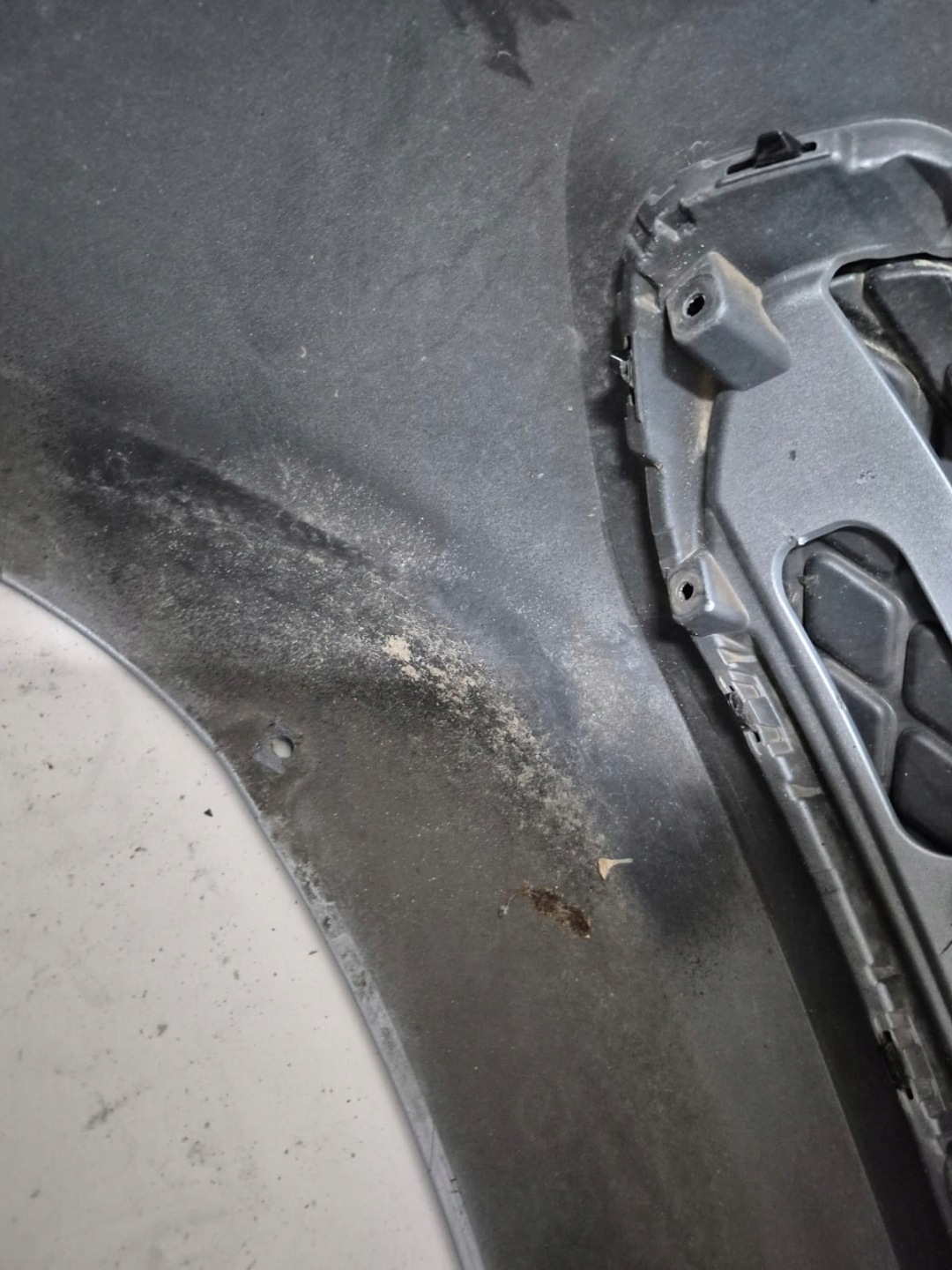 VW PASSAT B9 KOMBI R-LINE 23-> lökhárító far hátsó 6XPDC HAK