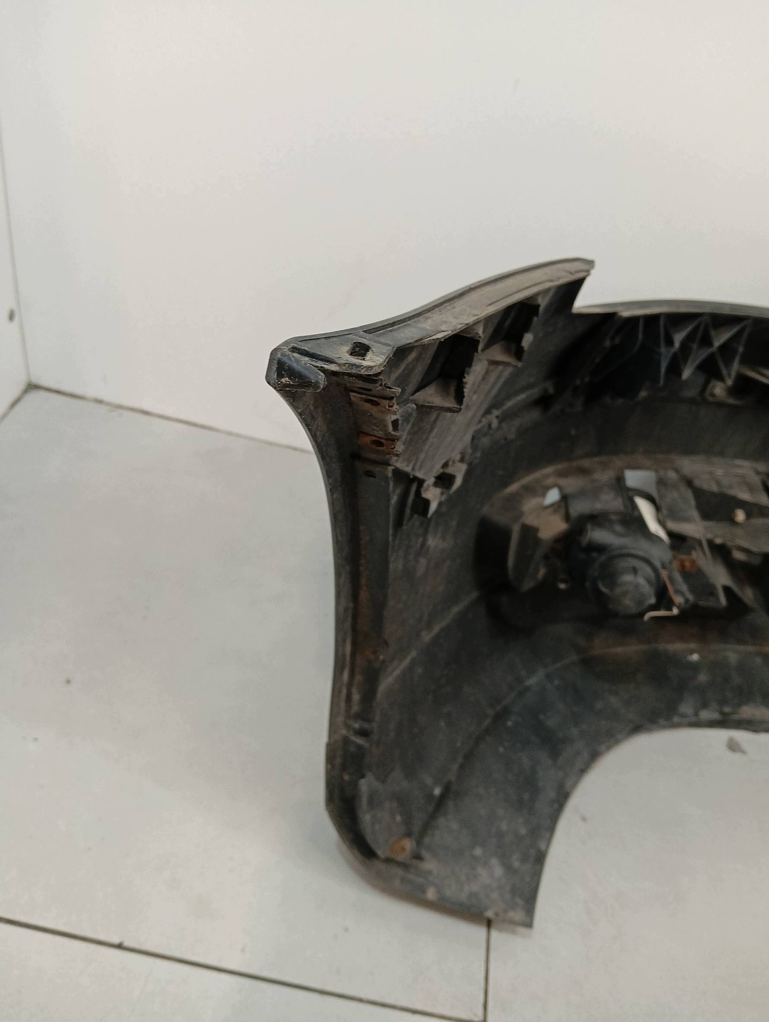 nárazník předek cerný TOLEDO II mlhovky Seat Leon a (1999-2006)