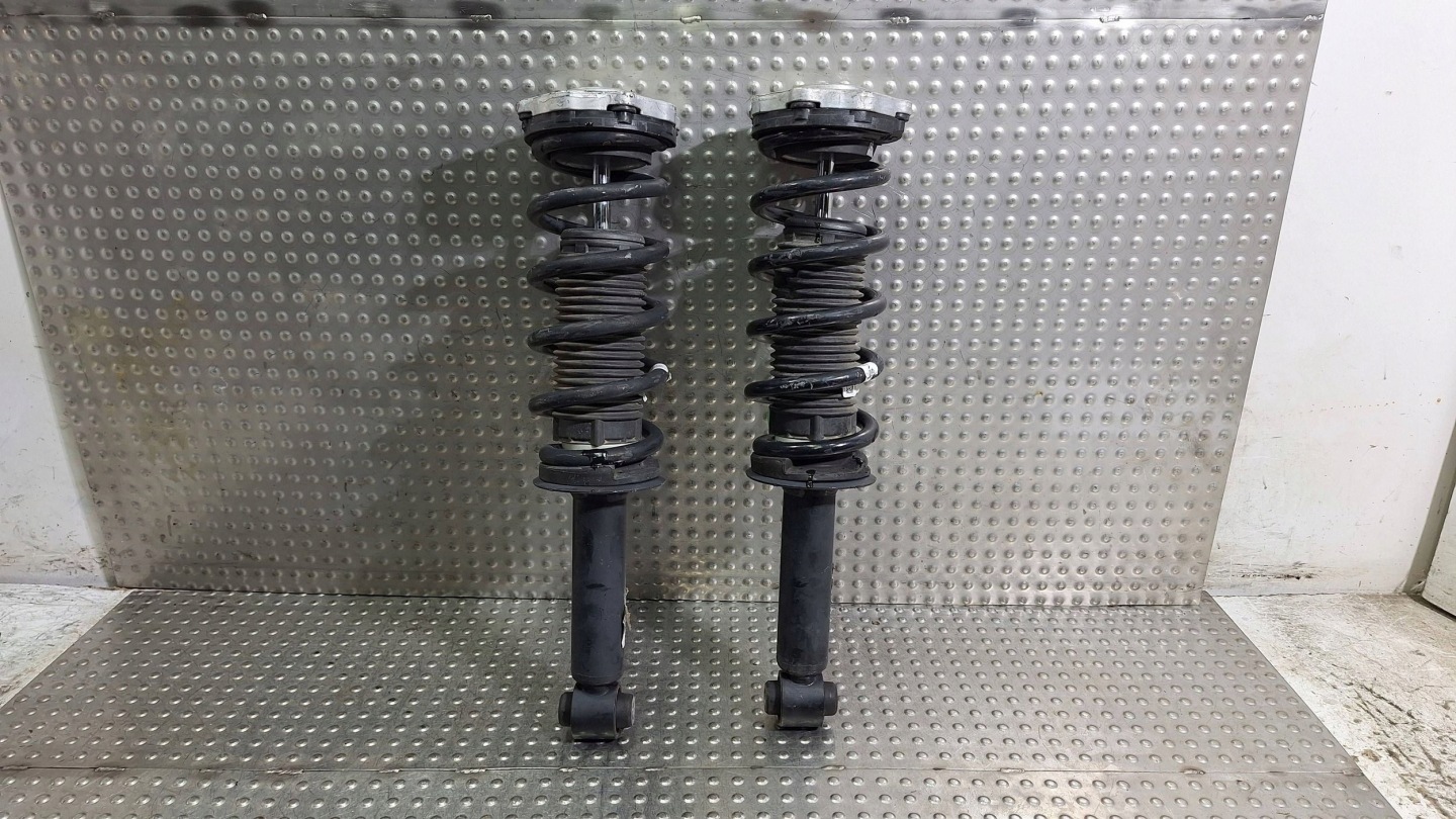 6890945 BMW X4 G02 Komplet shock absorber rear