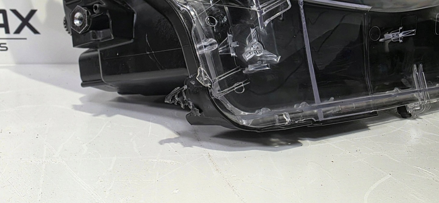 Reflektor right side Toyota Yaris Cross KOITO0D310