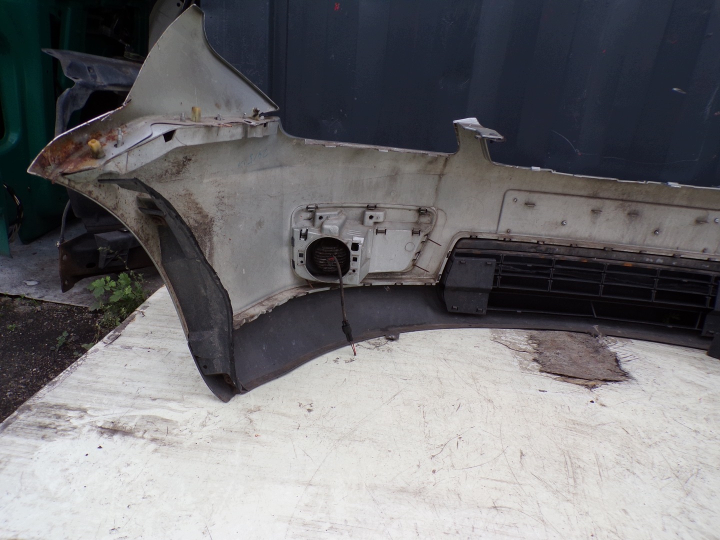 frontstoßstange vorne FORD CMAX C-MAX farbe DM2 (1) (R1)