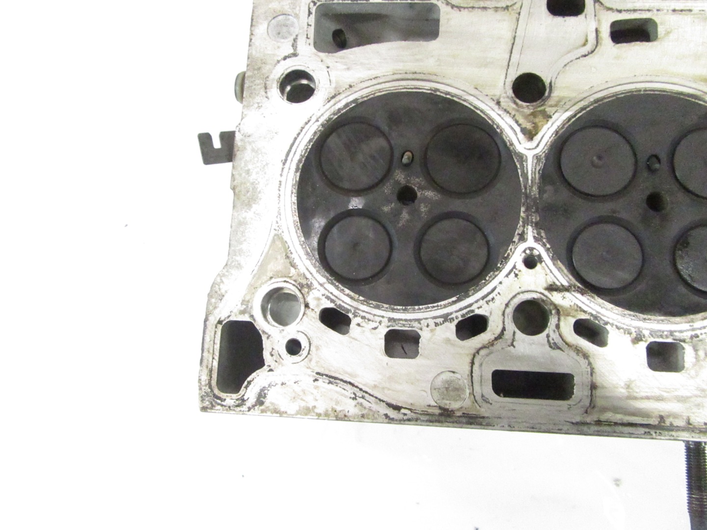 head. of cylinders BMW e60 e61 e81 e83 e84 e87 e90 e91 e92 N47 177km N47d20